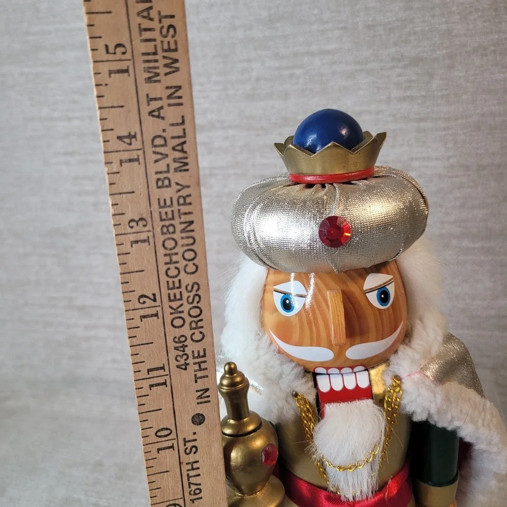 Vintage Wiseman Wooden Nutcracker Limited Edition 2004 14